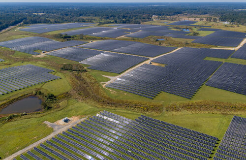 DE Shaw completes 50 MW solar tracker project in southeastern Louisiana