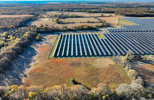 Invenergy completes 300 MW Texas solar cell array for two major car manufacturers