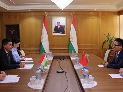 Tajikistan will build a 200 MW solar power plant and photovoltaic module factory